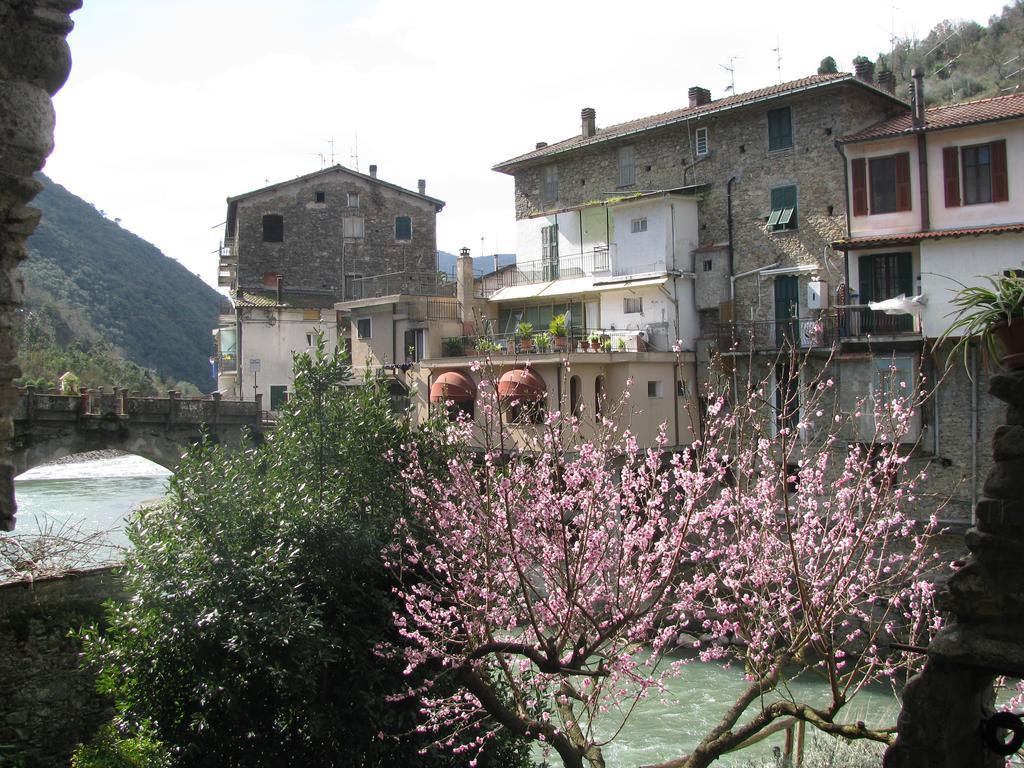 Casa Med Holiday Home Isolabona Exterior foto
